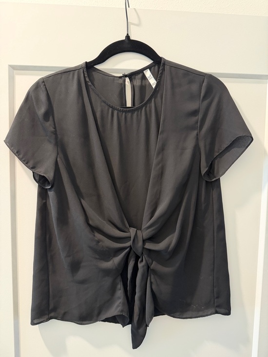 Zara Tops - Zara Black Short Sleeve Tie-Front Blouse